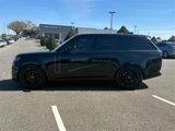 New 2025 Land Rover Range Rover SE image 2