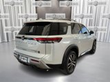 New 2025 Nissan Pathfinder Platinum image 5