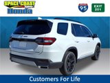 New 2025 Honda Pilot Touring image 2