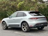 Certified 2023 Porsche Macan Turbo image 3