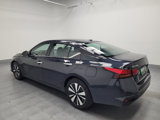 Used 2022 Nissan Altima 2.5 SV image 3