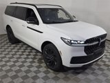 New 2025 Lincoln Navigator Reserve image 2
