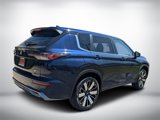 New 2025 Mitsubishi Outlander SE image 3