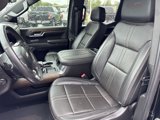 Used 2023 Chevrolet Silverado 1500 High Country w/ Technology Package image 3