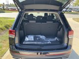 New 2026 Volkswagen Atlas SE image 4