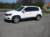 Used 2016 Volkswagen Tiguan S image 2