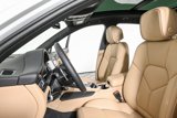 Used 2025 Porsche Macan image 5