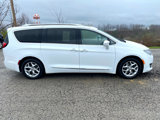 Used 2019 Chrysler Pacifica Touring-L Plus w/ Advanced Safetytec Group image 4