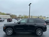 New 2025 Jeep Grand Cherokee Limited image 4