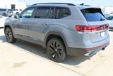New 2026 Volkswagen Atlas SE image 4