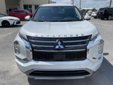 New 2025 Mitsubishi Outlander SE image 2