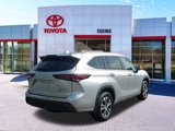 Certified 2024 Toyota Highlander XLE image 3