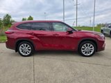 Used 2020 Toyota Highlander Limited image 4