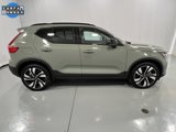 Certified 2024 Volvo XC40 B5 Plus w/ Protection Package Premier image 5