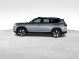 New 2025 Volkswagen Atlas SE image 3