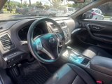 Used 2017 Nissan Altima 2.5 SR w/ LED Appearance Package image 6
