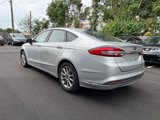 Used 2017 Ford Fusion SE image 4