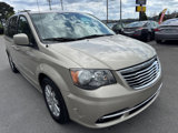 Used 2015 Chrysler Town & Country Touring image 3
