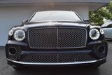 Used 2021 Bentley Bentayga image 2