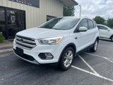Used 2019 Ford Escape SE image 2