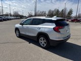 Used 2021 GMC Terrain SLE w/ Driver Convenience Package image 3