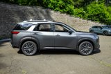 New 2025 Nissan Pathfinder SL w/ SL Premium Package image 2