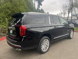 Used 2024 GMC Yukon XL Denali image 3