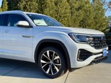 New 2025 Volkswagen Atlas Cross Sport SEL Premium R-Line image 4