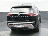 New 2025 Nissan Pathfinder Platinum image 5