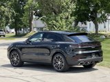 New 2025 Porsche Cayenne Coupe image 3