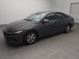 Used 2024 Hyundai Elantra SE image 2