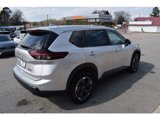 Used 2024 Nissan Rogue SV image 5