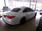 Used 2022 Mercedes-Benz S 500 4MATIC w/ AMG Line Package image 4
