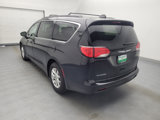Used 2020 Chrysler Voyager Lxi image 5