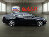 Used 2021 Nissan Altima 2.5 S w/ Driver Assist Package image 4