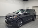 Used 2023 Nissan Rogue S image 2