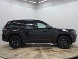 New 2025 Jeep Grand Cherokee Altitude image 4