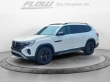 New 2025 Volkswagen Atlas Peak Edition SE image 3