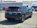 Used 2024 Volkswagen Atlas Cross Sport SEL Premium R-Line image 3