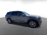Used 2024 Ford Explorer Limited image 2