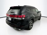 Used 2025 Volkswagen Atlas SE image 5