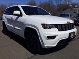Used 2017 Jeep Grand Cherokee Altitude image 3