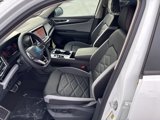 New 2025 Volkswagen Atlas Peak Edition SE image 5