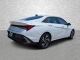 New 2025 Hyundai Elantra SEL image 2