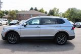 Used 2023 Volkswagen Tiguan SE image 5