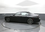 New 2025 BMW 750e xDrive w/ Premium Package image 5