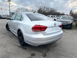 Used 2013 Volkswagen Passat TDI SE image 4