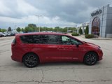 New 2026 Chrysler Pacifica Select image 6