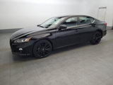 Used 2022 Nissan Altima 2.5 SR w/ Midnight Edition Package image 2