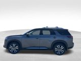 New 2025 Nissan Pathfinder Platinum w/ Black Appearance Package image 5